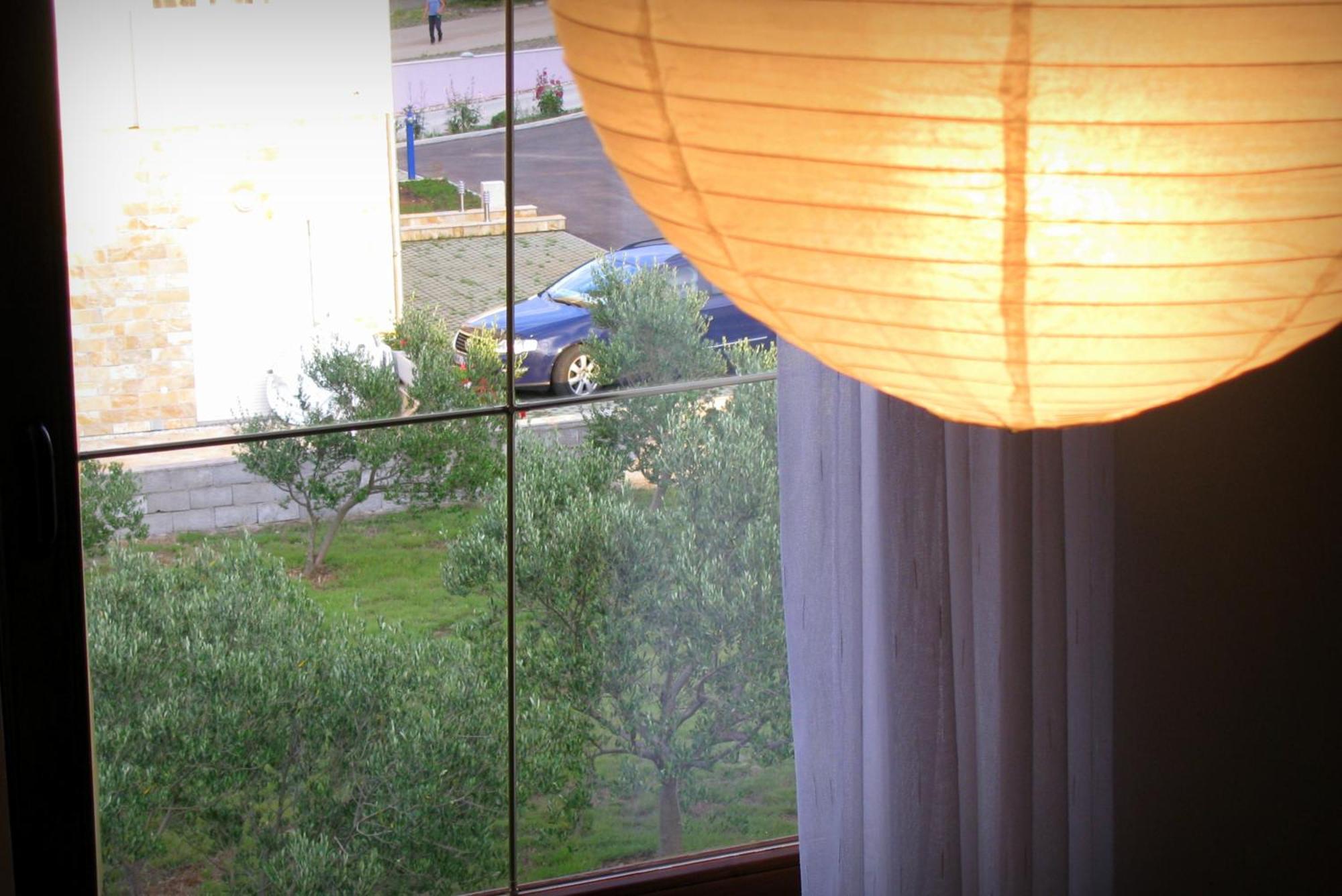 Apartments And Rooms Mare-Monti Starigrad Paklenica Quarto foto