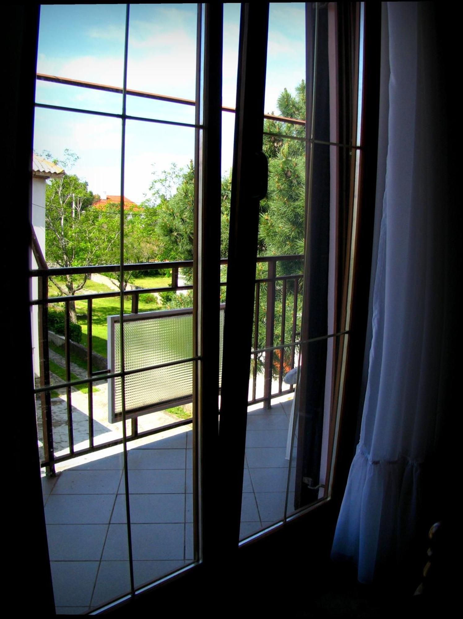 Apartments And Rooms Mare-Monti Starigrad Paklenica Quarto foto